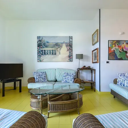 La Galatea Apt Lilla Apartman *